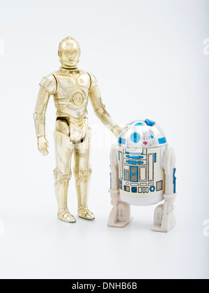 Star Wars 1977 Actionfiguren Vintage Kenner C-3PO und R2-D2 Stockfoto