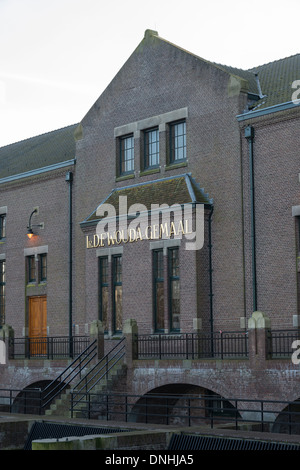 Ir. D.f. Woudagemaal in Lemmer, eröffnet im Jahre 1920 von Königin Wilhelmina, ist die größte dampfbetriebene Pumpstation Stockfoto