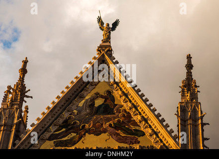 Architektonisches Detail von einer Kathedrale, Dom von Siena, Siena, Provinz Siena, Toskana, Italien Stockfoto