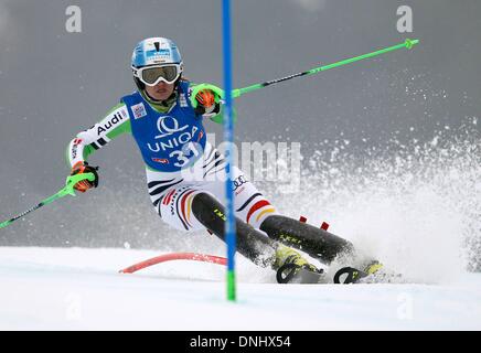 Lienz, Österreich. 29. Dezember 2013. Womens FIS Slalom Ski Weltmeisterschaften. Barbara Wirth (GER). Bildnachweis: Aktion Plus Sport/Alamy Live-Nachrichten Stockfoto