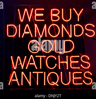 Wir kaufen Diamanten Leuchtreklame Stockfoto