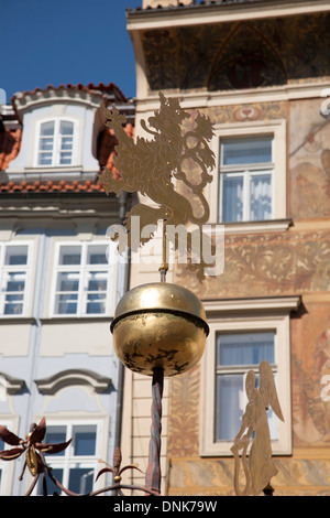 Design gut in kleinen Platz - Male Namesti, Prag; Tschechische Republik; Europa Stockfoto