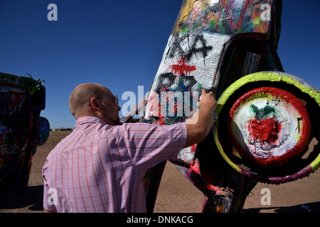 Cadillac Ranch, ein Wahrzeichen der Route 66 in der Nähe von Amarillo, Texas Stockfoto