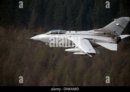 RAF Tornado GR4, Jet, Angriff, Flugzeuge, Mach Schleife, niedrigen Niveau, Geschwindigkeit, Überschallflug Stockfoto