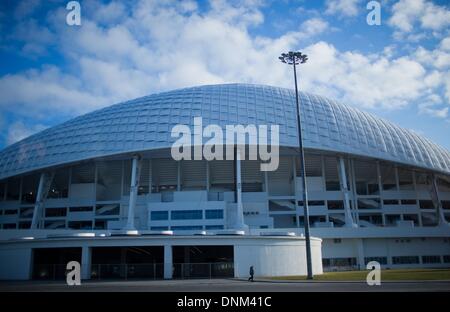 Sotschi, Russland. 19. Dezember 2013. Außenansicht des Olympiastadions Fisht im Olympia-Park in Sotschi, Russland, 19. Dezember 2013. Sotschi Gastgeber der Olympischen Winterspiele vom 07. bis 23. Februar 2014. Foto: Jens Büttner/Dpa/Alamy Live News Stockfoto
