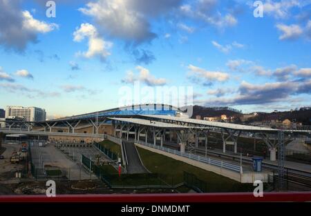 Sotschi, Russland. 19. Dezember 2013. Die neuen Olympiapark Stationat Olympic Park in Sotschi, Russland, 19. Dezember 2013. Sotschi Gastgeber der Olympischen Winterspiele vom 07. bis 23. Februar 2014. Foto: Jens Büttner/Dpa/Alamy Live News Stockfoto