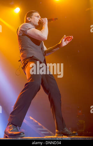 Madison, Wisconsin, USA. 2. Februar 2013. Sänger BRENT SMITH von Shinedown Höchstleistungen Alliant Energy Center in Madison, Wisconsin © Daniel DeSlover/ZUMAPRESS.com/Alamy Live-Nachrichten Stockfoto