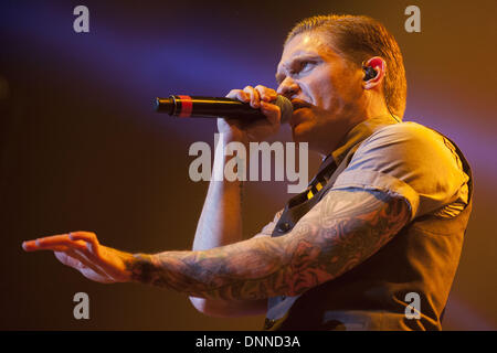 Madison, Wisconsin, USA. 2. Februar 2013. Sänger BRENT SMITH von Shinedown Höchstleistungen Alliant Energy Center in Madison, Wisconsin © Daniel DeSlover/ZUMAPRESS.com/Alamy Live-Nachrichten Stockfoto