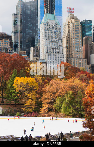 USA, New York State, New York City, Ansicht der Eisbahn im Central Park Stockfoto