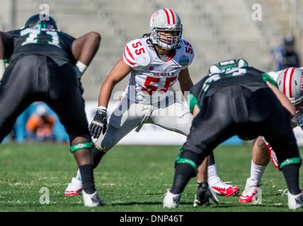 Dallas, Texas, USA. 1. Januar 2014:. UNLV Rebels Linebacker Tau Lotulelei (55) in action.during die 2014 Herz von Dallas Bowl Football-Spiel zwischen der Universität Las Vegas Nevada Rebellen und der North Texas bedeuten Green Eagles Cotton Bowl Stadium in Dallas, Texas. Bildnachweis: Cal Sport Media/Alamy Live-Nachrichten Stockfoto