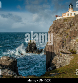 Der Leuchtturm auf der westlichsten Punkt von Skye entstanden im Jahre 1909 für die Northern Lighthouse Board von David Stevenson Stockfoto