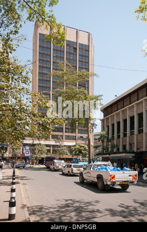 Verkehr auf Simba Straße im zentralen Nairobi Kenia Stockfoto