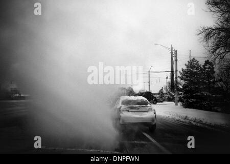 Bloomington, Indiana, USA. 1. Januar 2014. Indianapolis Wintertag. Eisige Temperaturen und Schnee Decke Indiana mit Subzero Temperaturen und mehr Schnee über das Wochenende erwartet. Bildnachweis: Jeremy Hogan/Alamy Live-Nachrichten Stockfoto