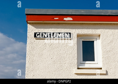 Ein Zeichen für ein Gentleman öffentliche Toilette an Außenwand Stockfoto