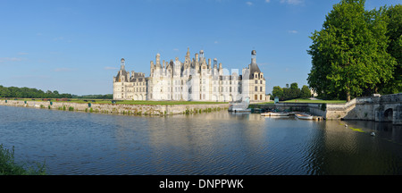 Schloss Chambord (Chateau de Chambord). UNESCO-Weltkulturerbe. Chambord, Loir-et-Cher, Val de Loire, Loire, Frankreich. Stockfoto