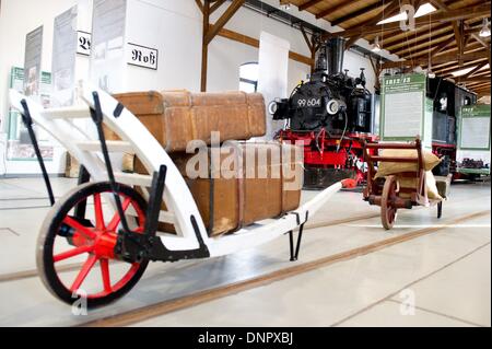 Radebeul, Deutschland. 18. Dezember 2013. Eine Vierzylinder-nass Dampflok aus dem Jahr 1914 in das Narrow Gauge Railway Museum in Radebeul, Deutschland, 18. Dezember 2013. Foto: Sebastian Kahnert/Dpa/Alamy Live News Stockfoto