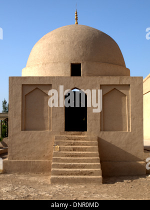 Das Emin-Minarett oder Imin Ta in der Nähe der Uyghur Moschee in Turpan (Turfan), Xinjiang, China. Es ist das höchste Minarett in China, bu Stockfoto