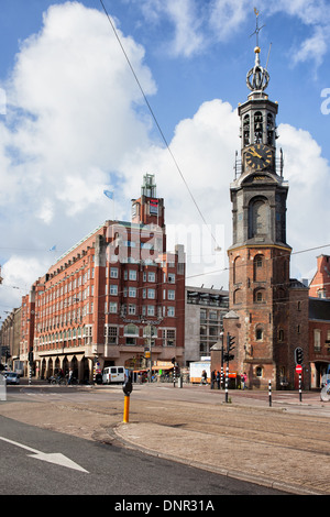 Münzerturm (Niederländisch: Munttoren), historische Wahrzeichen der Stadt Amsterdam, Niederlande. Stockfoto