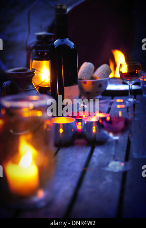 Party im freien Tisch / Al Fresco Abendessen Stockfoto