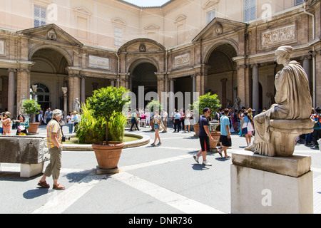 Die achteckigen Innenhof, Vatikanische Museen, Vatikanstadt, Rom, Italien, Europa Stockfoto