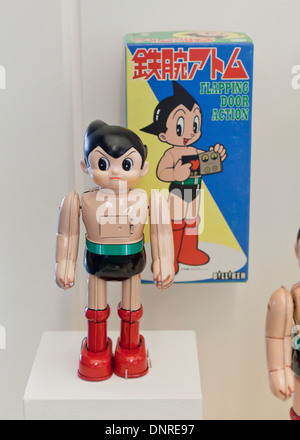 Wind-up Astro Boy Robot - japanische Anime Charakter Blechspielzeug, ca. 1980er Jahre Stockfoto