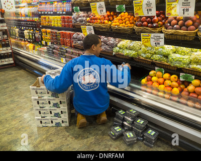 Lebensmittelgeschäft-Gang Stockfoto