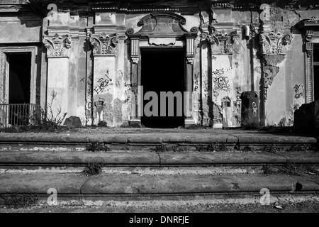 Echte Porto del Granatello Portici Stockfoto