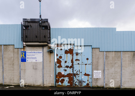 Hinteren Tor zum Crumlin Road Gaol mit Sicherheit sangar Stockfoto