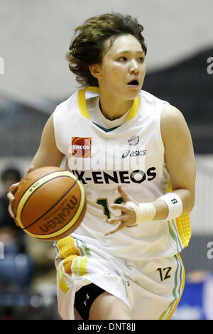 1. Yoyogi-Gymnasium, Tokio, Japan. 4. Januar 2014. Asami Yoshida (JX-ENEOS), 4. Januar 2014 - Basketball: 89. Kaisers Cup, der 80. Kaiserin Cup ganz Japan allgemeine Basketball-Meisterschaft match zwischen JX-ENEOS Sonnenblumen 67-63 DENSO IRIS am 1. Yoyogi-Gymnasium, Tokio, Japan. Bildnachweis: AFLO SPORT/Alamy Live-Nachrichten Stockfoto