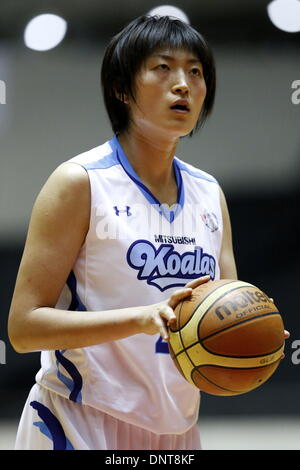 1. Yoyogi-Gymnasium, Tokio, Japan. 4. Januar 2014. Asako O (MITSUBISHI), 4. Januar 2014 - Basketball: 89. Kaisers Cup, der 80. Kaiserin Cup ganz Japan allgemeine Basketball Championship match zwischen MITSUBISHI ELECTRIC Koalas 65-62 CHANSON V-Magie am 1. Yoyogi-Gymnasium, Tokio, Japan. Bildnachweis: AFLO SPORT/Alamy Live-Nachrichten Stockfoto