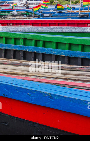 Fluss-Fähren an der Meerenge von Tiquina, Bolivien. Stockfoto