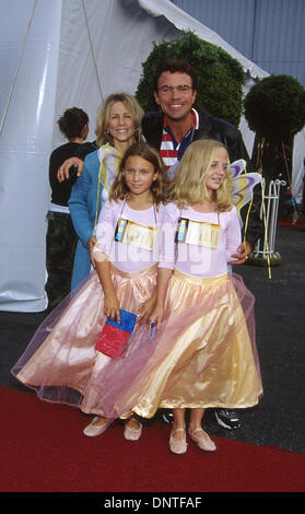 29. Oktober 2001 - K23187AG: 8. jährlichen DREAM HALLOWEEN. BARKER-AUFHÄNGER, SANTA MONICA, CA 10/27/2001.JOHN J. YORK UND FAMILIE. AMY Gräber / 2001 (Kredit-Bild: © Globe Photos/ZUMAPRESS.com) Stockfoto