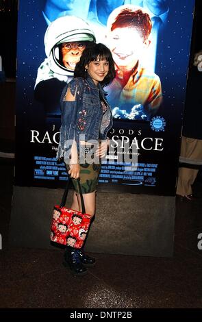 13. März 2002 - K24384AG: RACE TO SPACE SCREENING. DGA, LA, CA 13.03.2002.  AMY GRÄBER / 2002. (D). LALAINE (Kredit-Bild: © Globe Photos/ZUMAPRESS.com) Stockfoto