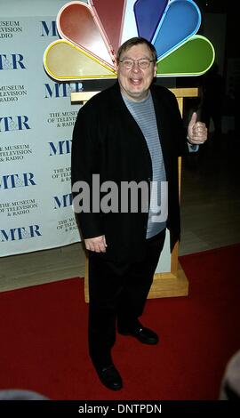 30. April 2002 - Hollywood, CA, USA - K24859MR: NBC L.A. LAW der Film SCREENING.MUSEUM von Fernsehen und Hörfunk, BEVERLY HILLS, CA 04/29/2002.LARRY DRAKE. MILAN RYBA / 2002 (Kredit-Bild: © Globe Photos/ZUMAPRESS.com) Stockfoto