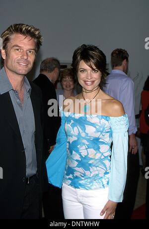 30. April 2002 - Hollywood, CA, USA - K24859MR: NBC L.A. LAW der Film SCREENING.MUSEUM von Fernsehen und RADIO, BEVERLY HILLS, CA 04/29/2002.LISA RINNA und HARRY HAMLIN. MILAN RYBA / 2002 (Kredit-Bild: © Globe Photos/ZUMAPRESS.com) Stockfoto