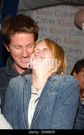 14. März 2002 - K24387AG: CLUB GREENLIGHT. BEI GQ LOUNGE, LA, CA 13.03.2002. AMY GRÄBER / 2002. (D). NICOLE TOM und PAUL THOMAS(Credit Image: © Globe Photos/ZUMAPRESS.com) Stockfoto