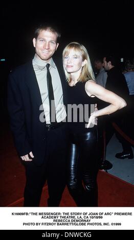 16. April 2001 - K16909FB:'' der Bote: die Geschichte von Jeanne d ' ARC "PREMIERE. AKADEMIETHEATER, LA, CA 10/18/99.REBECCA DEMORNAY. FITZROY BARRETT / 1999 (Kredit-Bild: © Globe Photos/ZUMAPRESS.com) Stockfoto