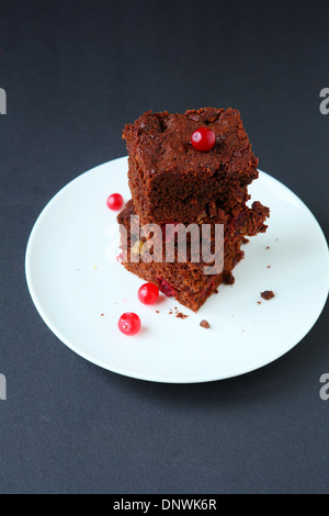 zwei Stück Schokoladenkuchen essen Nahaufnahme Stockfoto