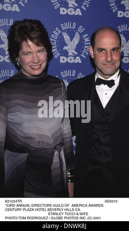 10. März 2001 - K21254TR SD0310. '' 53. JÄHRLICHEN DIRECTORS GUILD OF AMERICA AWARDS''.   JAHRHUNDERT PLAZA HOTEL BEVERLY HILLS KALIFORNIEN...                    STANLEY TUCCI & FRAU.  TOM RODRIGUEZ / C) 2001 (Kredit-Bild: © Globe Photos/ZUMAPRESS.com) Stockfoto