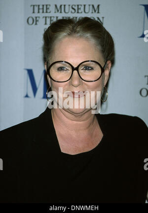 4. März 2002 - K24255MR: WILLIAM S. PALEY FERNSEHFESTIVALS.'' QUEER AS FOLK ". DGA, LA, CA 03/02/2002.SHARON GLESS. MILAN RYBA / 2002 (Kredit-Bild: © Globe Photos/ZUMAPRESS.com) Stockfoto