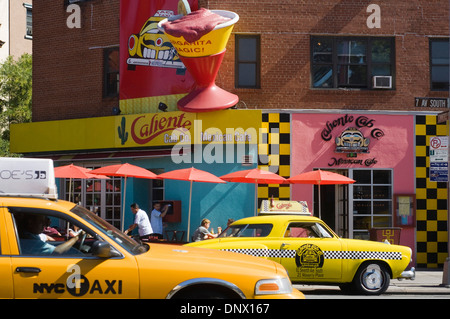 Caliente Cab Restaurant in Greenwich Village. 61 7th Avenue. (Ab 12:00 bis 02:00) 7-20 US $. Stockfoto