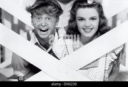 12. August 1940 - MICKEY ROONEY Judy Garland.Strike, die band.1940.Supplied von Fotos, inc. (Credit-Bild: © Globe Photos/ZUMAPRESS.com) Stockfoto