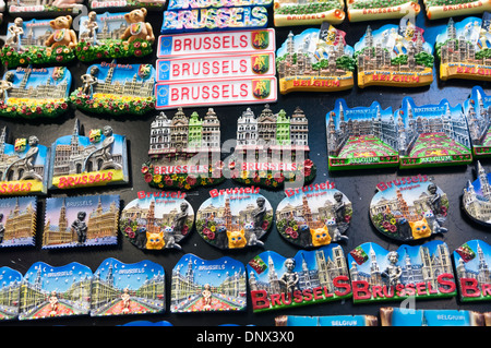 Souvenirs zum Verkauf in der Nähe von Grand Place Brüssel Belgien Stockfoto