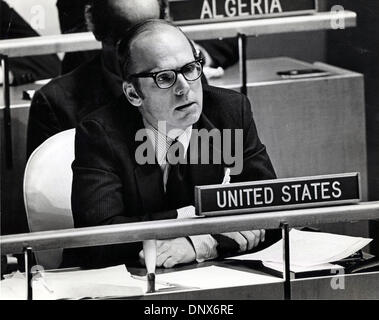 1. Juni 1981 - New York, NY, US - Politiker JAMES L. MALONE, US Assistant Secretary Of State an der United Nations Law der Meer-Konferenz. Stockfoto