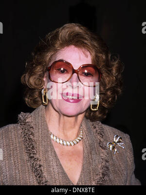 24. Februar 2000 - Hollywood, Kalifornien, US - K18045MR. JAYNE MEADOWS.23rd jährlichen Engel Awards.Roosevelt Hotel, Hollywood, CA. 02/24/2000(Credit Image: © Milan Ryba/Globe Photos/ZUMAPRESS.com) Stockfoto