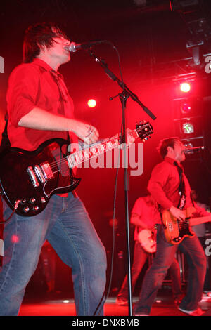 4. Dezember 2005; New York, NY, USA; Band HAWTHORNE HEIGHTS in der Nokia Theater in New York durchführen. Obligatorische Credit: Foto von Aviv klein/ZUMA Press. (©) Copyright 2005 von Aviv klein Stockfoto