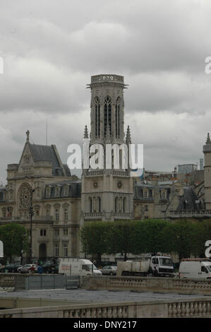 12. Januar 2006; Paris, Frankreich; Im Herzen von Paris gehört zu den symbolischen und bekanntesten Straßen der Welt. Obligatorische Credit: Foto von Tina Fultz/ZUMA Press. (©) Copyright 2006 by Tina Fultz Stockfoto