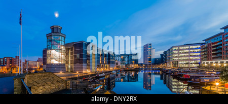 Museum der königlichen Waffenkammern und Clarence dock leeds Stockfoto