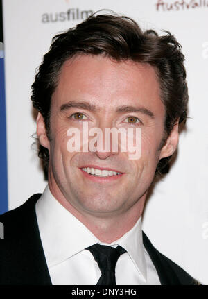 14. Januar 2006; Hollywood, Kalifornien, USA; Schauspieler HUGH JACKMAN bei der Penfolds Symbol Gala statt im Palladium. Obligatorische Credit: Foto von Lisa O'Connor/ZUMA Press. (©) Copyright 2006 von Lisa O'Connor Stockfoto