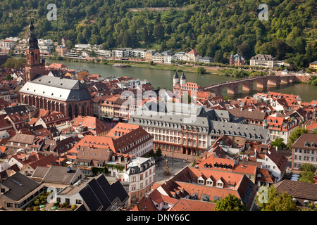 Blick über die alte Stadt und Neckar River in Heidelberg, Baden-Württemberg, Deutschland Stockfoto